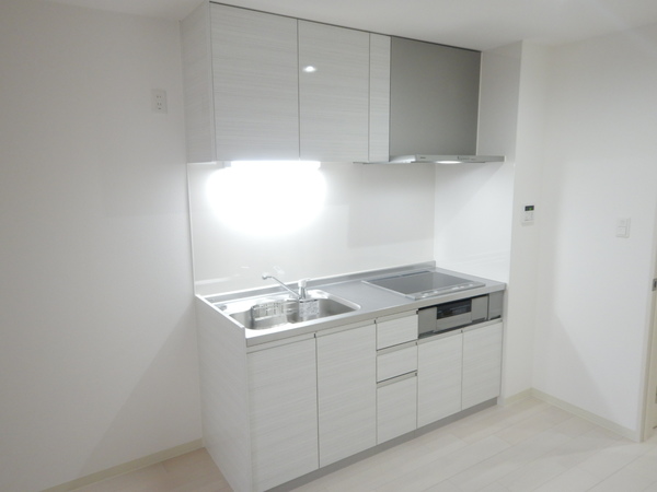 キッチン　同ハウスメーカー設備