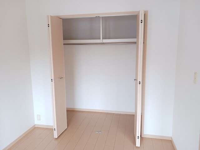 収納　【サンリットヒルズＢＭ・Ｉ】収納スペース豊富です