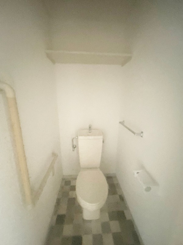 トイレ　※同物件・別部屋