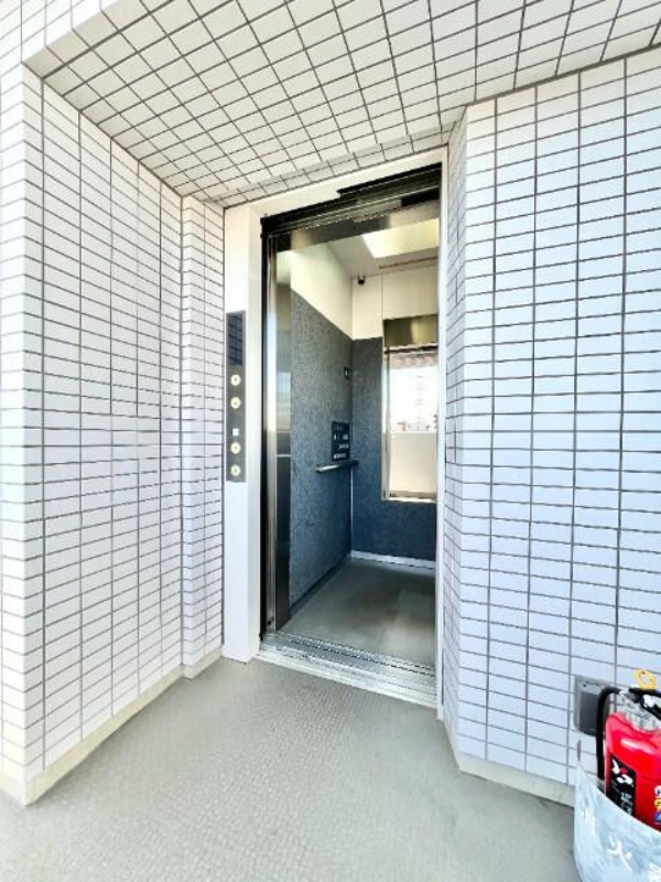 ロビー　フィオリーシェ東浅草