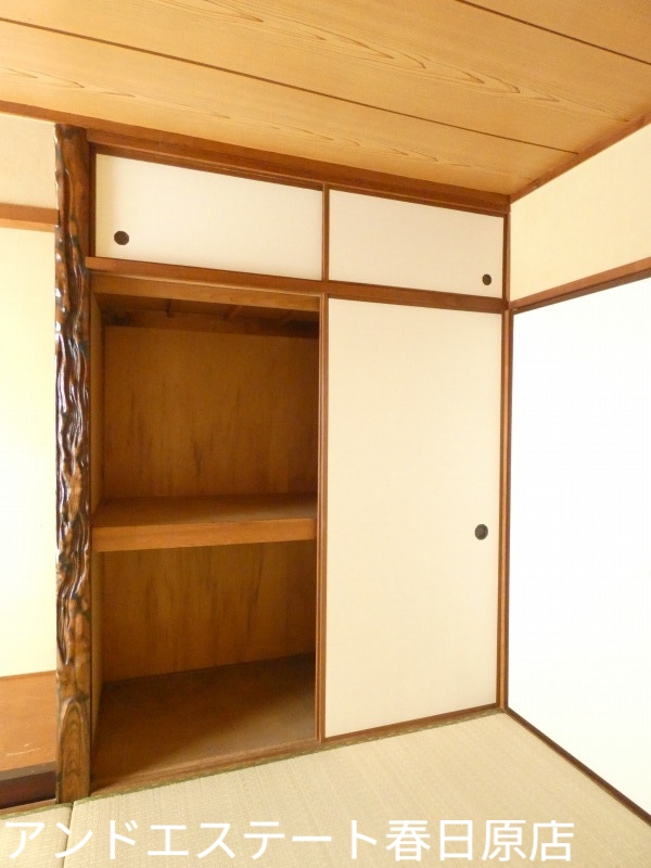 収納　各部屋に収納があります