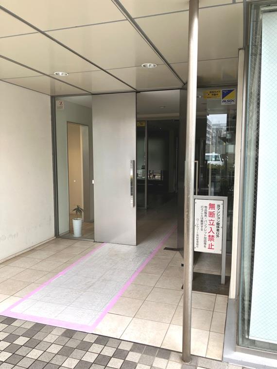 エントランス