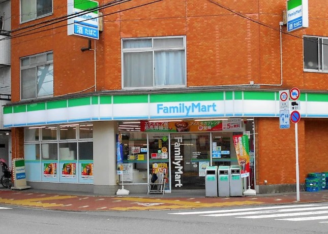 コンビニ　ファミリーマート 下丸子駅南店（コンビニ）まで85m