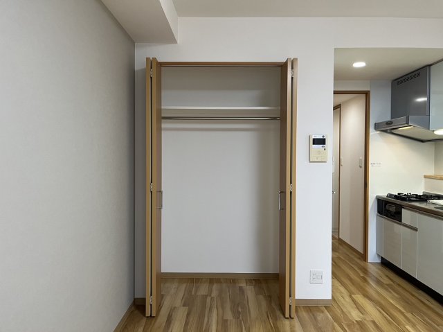 収納　REPOSER名駅南 ※写真反転、別部屋使用