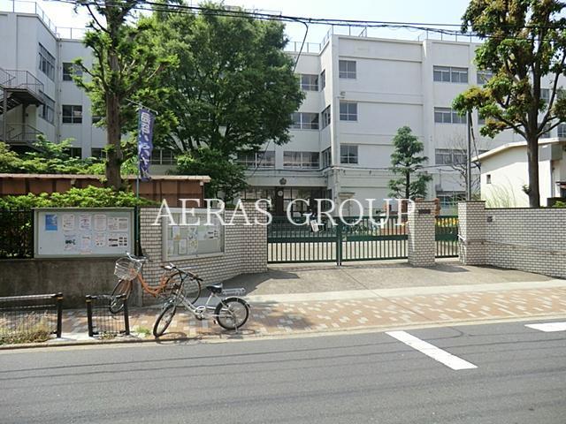 小学校　足立区立辰沼小学校（小学校）まで1113m