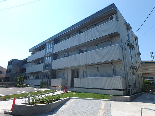 建物外観　大和ハウス竣工オートロック付き