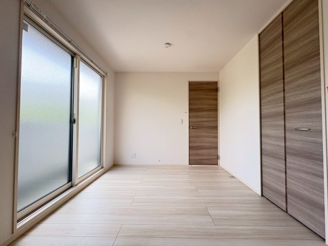 COLN KURAKUEN WESTの居間写真