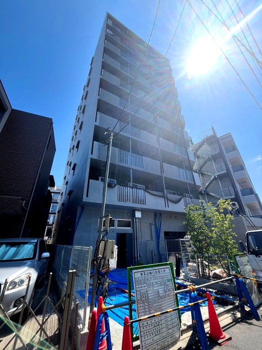 建物外観　建築中