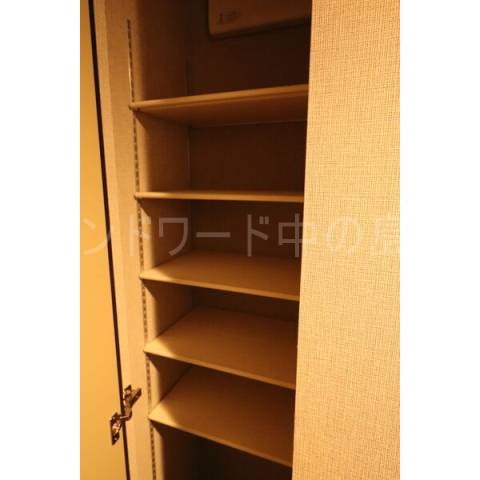 玄関　詳細は、ウィンドワード中の島店までご相談下さい。