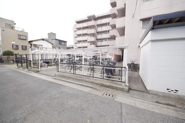 ＪＲ京浜東北線 蕨駅 徒歩15分 7階建 築37年の外観写真
