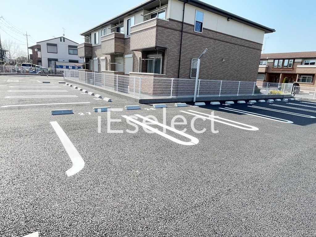 駐車場　敷地内駐車場