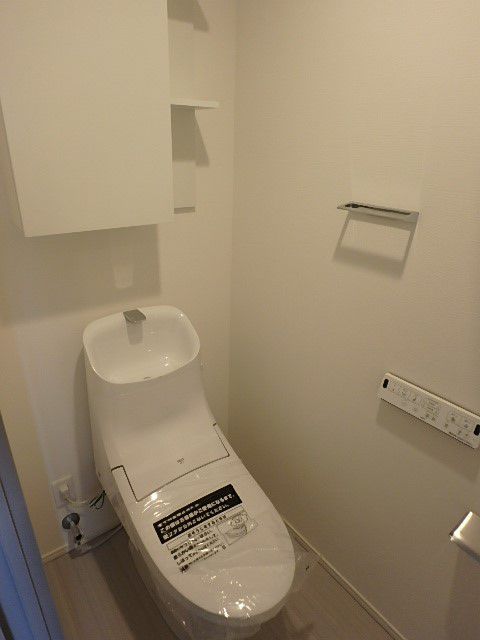 ローレルタワールネ浜松町のトイレ写真