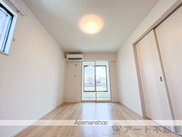 アネックス・アルファの居間写真