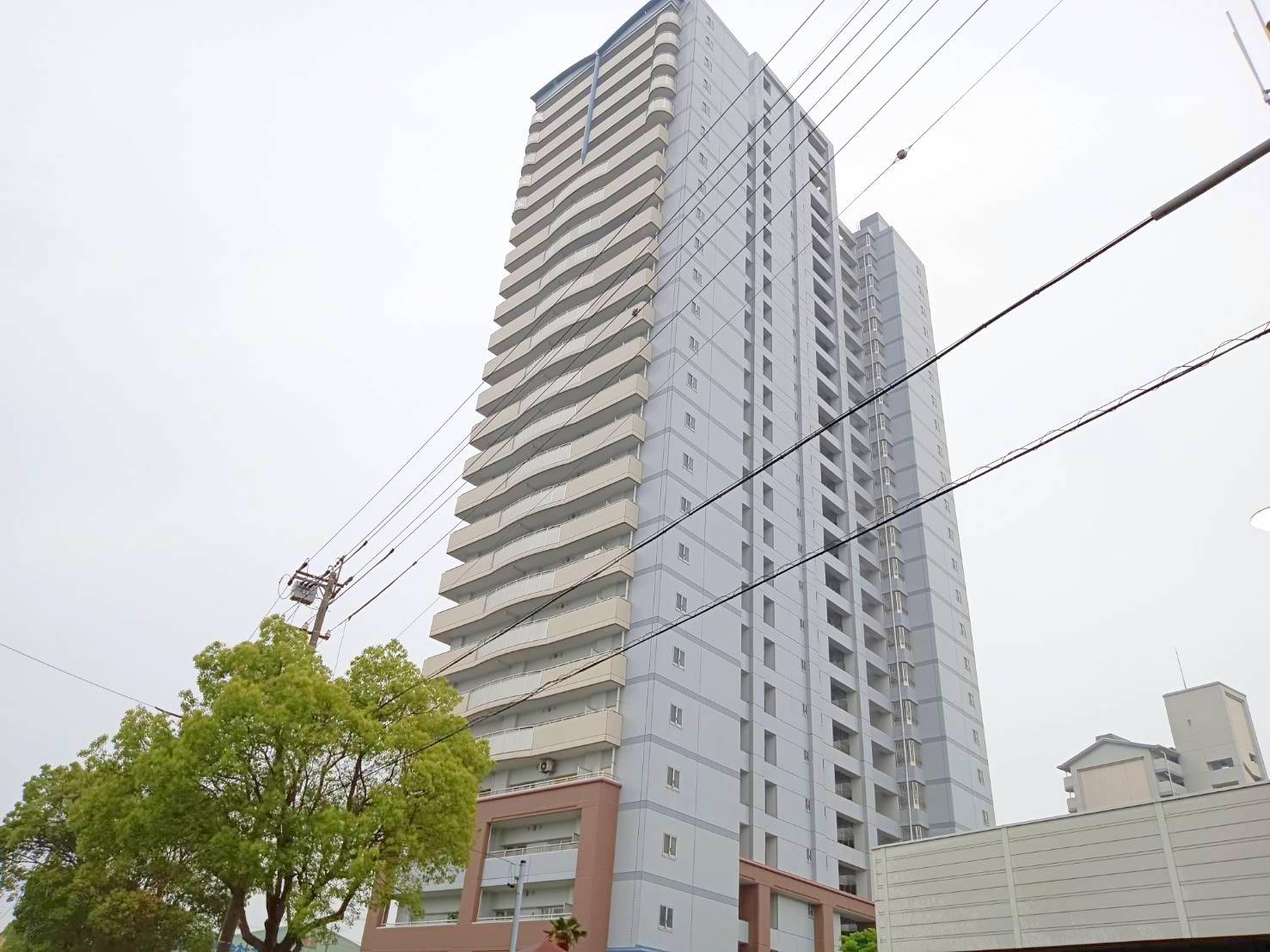 名古屋市港区野跡のマンションの建物外観