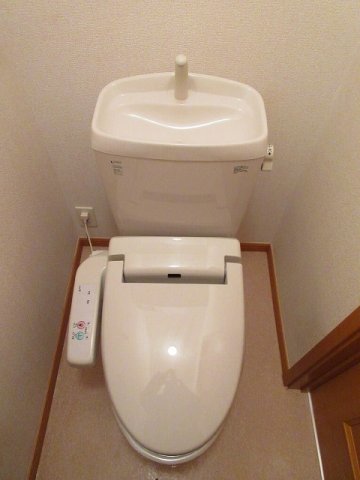 【クレール　IIIのトイレ】