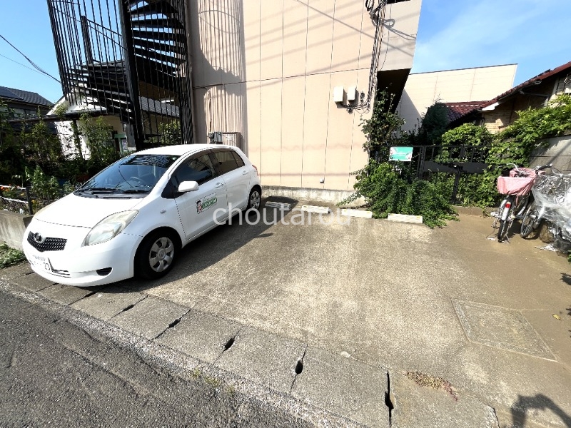 【メゾン川越の駐車場】