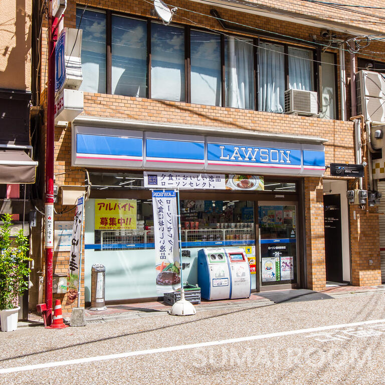 コンビニ　ローソン藤崎駅前店（コンビニ）まで567m