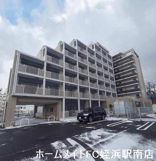 【福岡市西区横浜のマンションの建物外観】