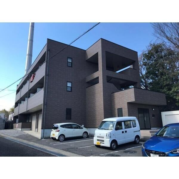 和泉市唐国町のマンションの建物外観