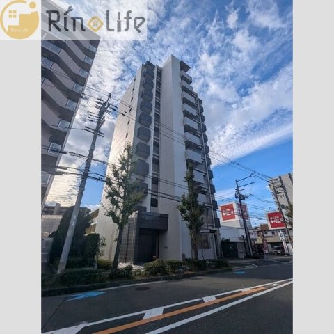 八尾市桜ヶ丘のマンションの建物外観