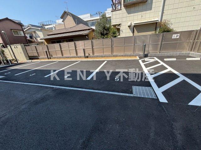 駐車場　駐車スペースもあります