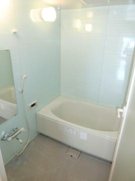 ヴィルド・フルール　バス・シャワールーム　バス