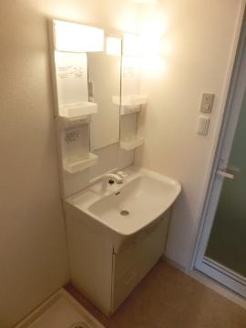 ヴィルド・フルール　洗面設備　洗髪洗面化粧台