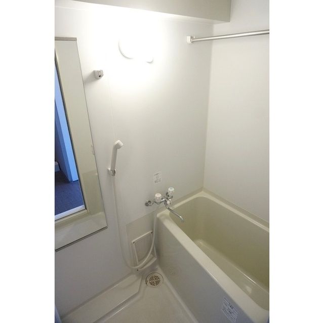 バス・シャワールーム　☆ゆっくりくつろげるお風呂☆