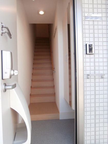 玄関　他号室のお写真です