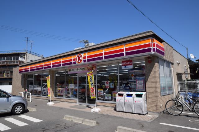 コンビニ　サークルＫ（コンビニ）まで310m