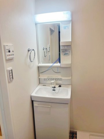 洗面設備　洗面台です。