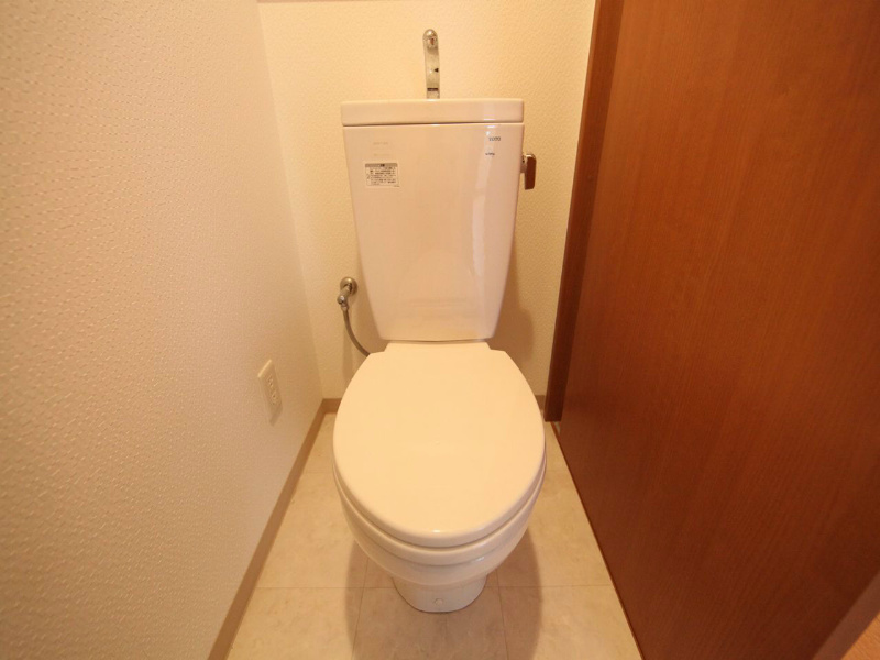 トイレ　洋式トイレ（温水洗浄便座設置可）