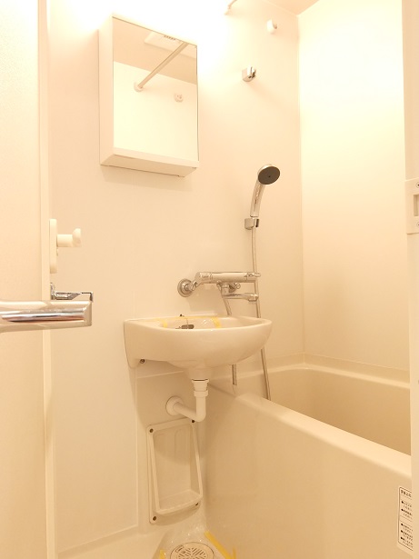 バス・シャワールーム　お風呂です