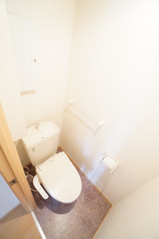 トイレ　※同物件・同タイプの写真です。