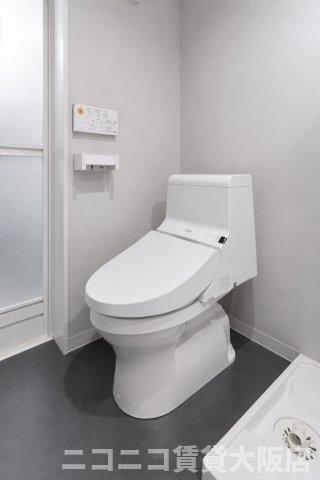 トイレ　同タイプイメージ写真のため現況を優先いたします。