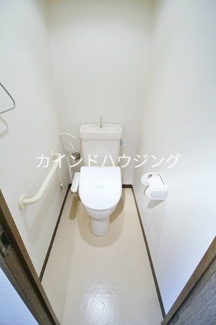 トイレ　ウォッシュレット