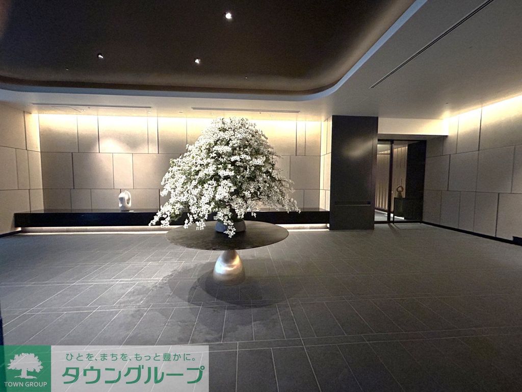 その他　グランドロビー：１階