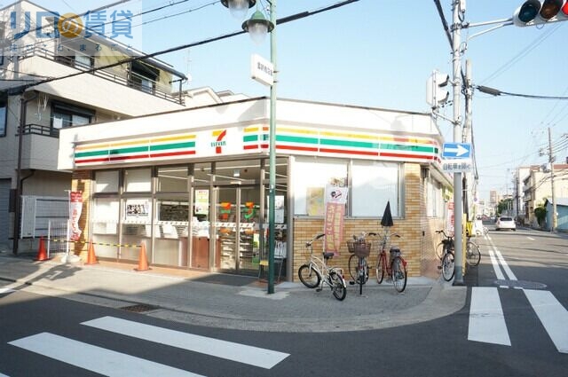 コンビニ　セブンイレブン大阪豊新南店（コンビニ）まで207m