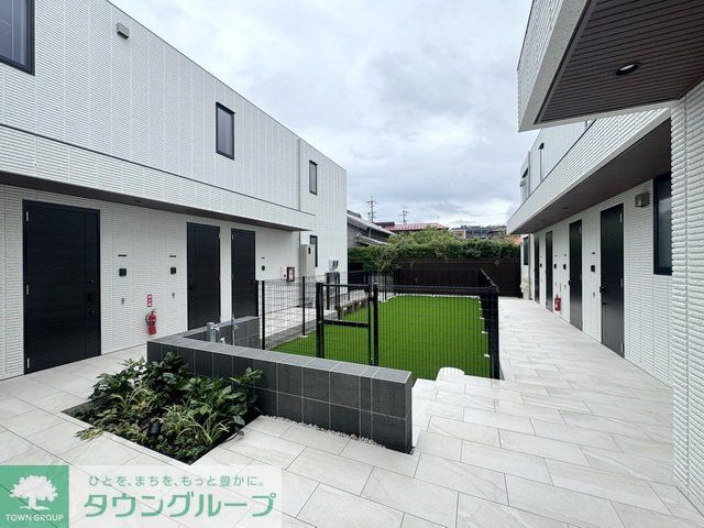 庭　エントランス