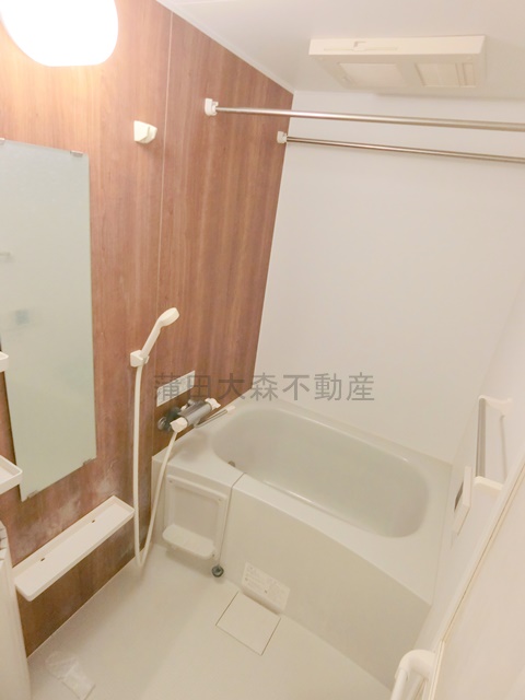バス・シャワールーム　お風呂　浴室乾燥機　追い焚き機能付き