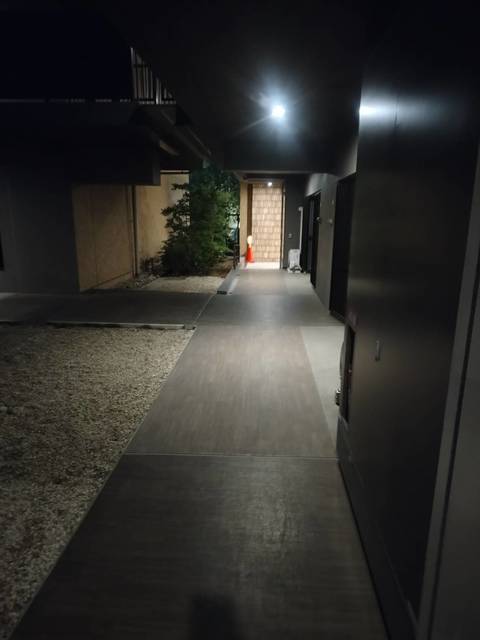 エントランス　別部屋参考写真です