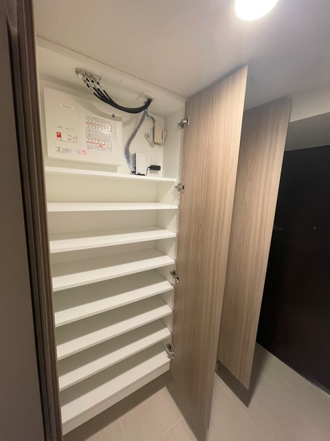 玄関　別部屋参考写真です