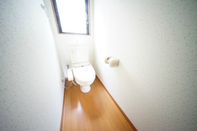 ＪＲ山陽本線 幡生駅 徒歩12分 2階建 築21年のトイレ写真
