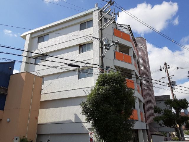 茨木市大住町のマンションの建物外観