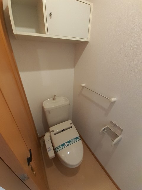 【ヌウボ　夢のトイレ】