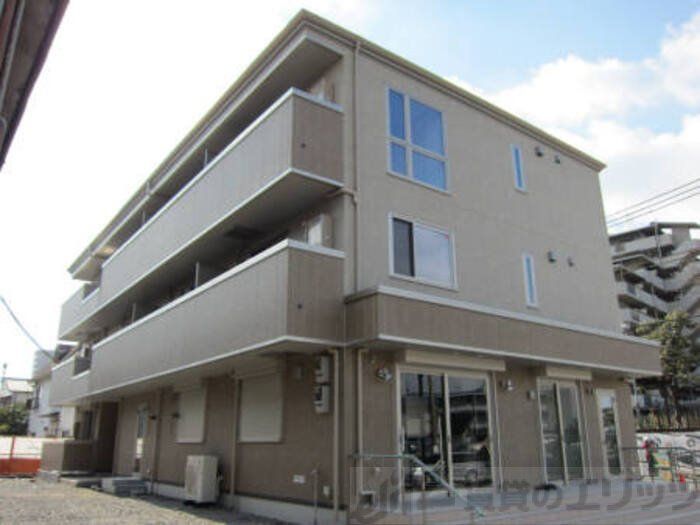 Y.Y.Himawariの建物外観