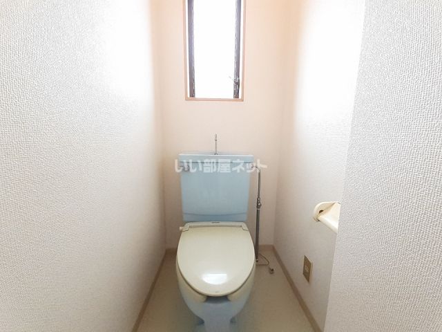 【足柄上郡開成町延沢のマンションのトイレ】