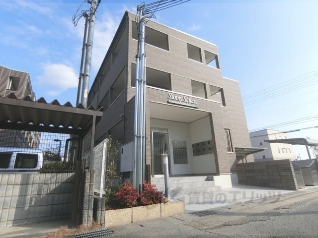 京田辺市草内一ノ坪のアパートの建物外観