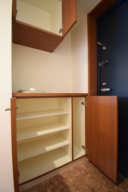 玄関　シューズボックス付き★