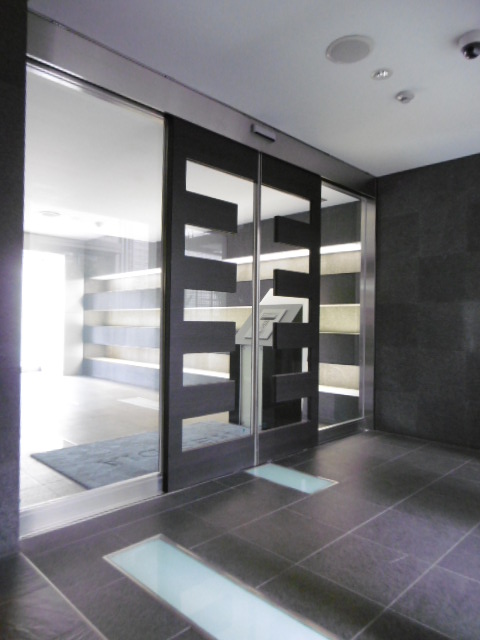 エントランス　エントランス